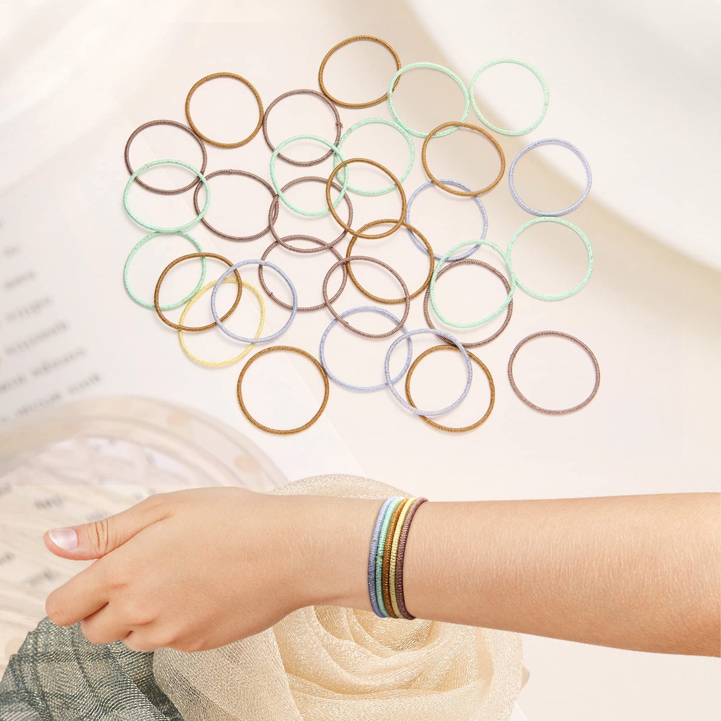 Elastic Hair Ties - 200 Count,Black Hair Ties for Women Girls,Men, No Damage Ponytail Hair Ties - Perfect for Fine, Curly Hair and Sensitive Scalps (Gold wire color mixing-200 count)